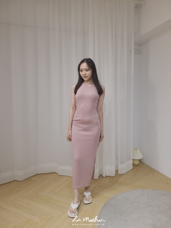 露背單挖肩連身長裙(闆娘.花花清單)